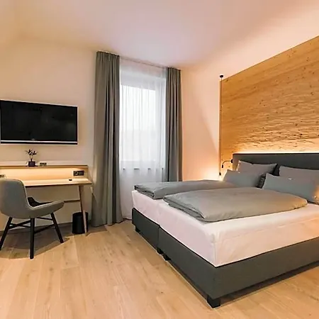 Johanns Hotel 3*
