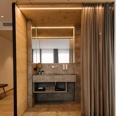 Johanns Otel 3*